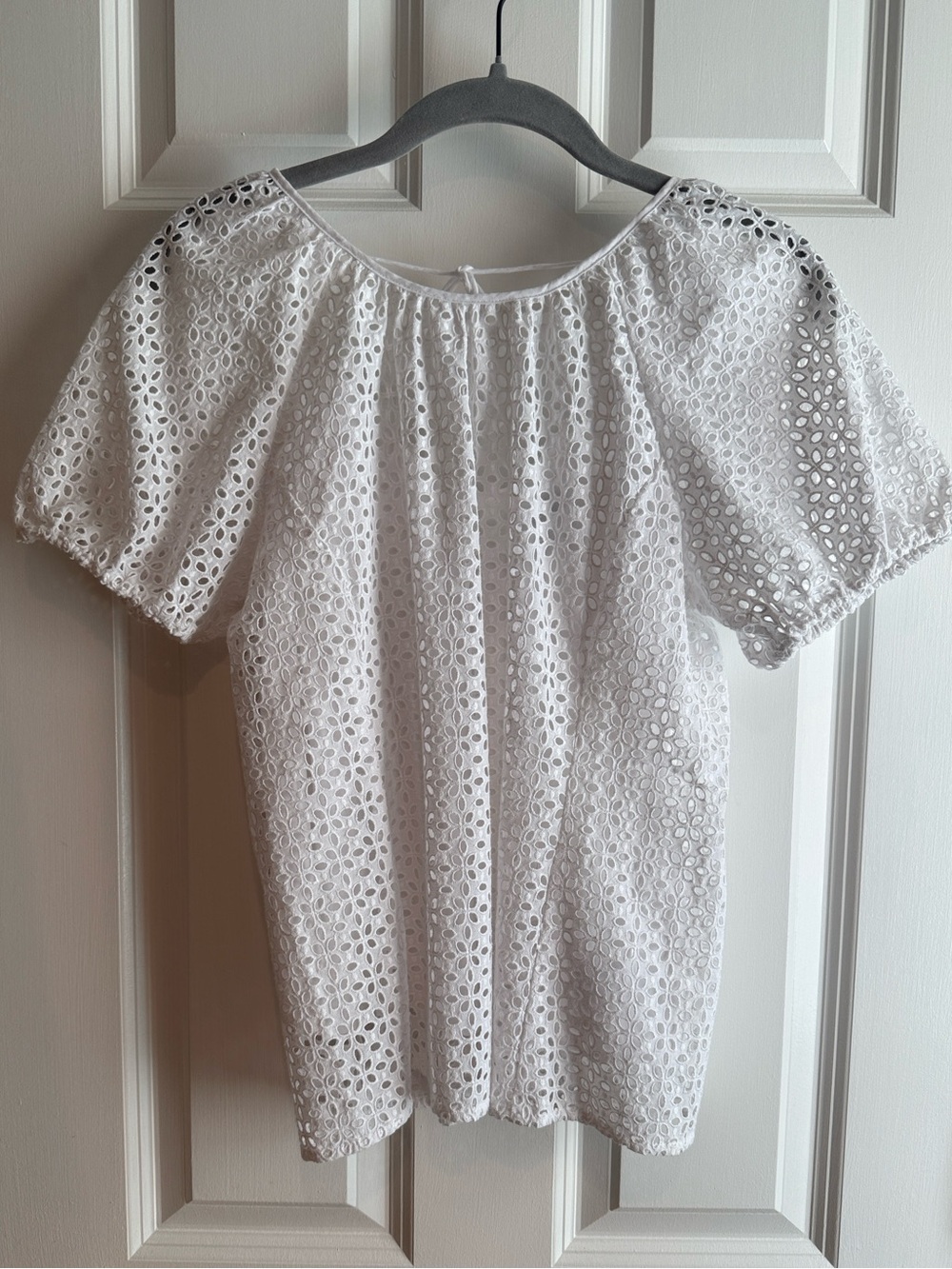 Like new J.Crew V-back puff-sleeve eyelet top, white, size 0.